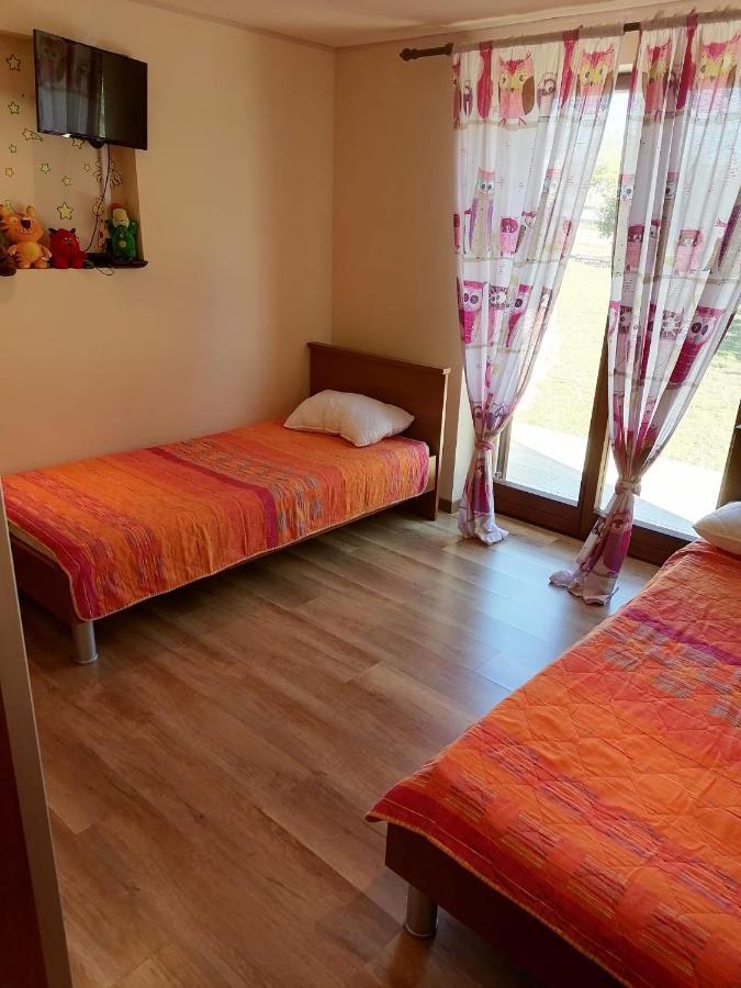 Holiday House Eleonora Barban Buitenkant foto